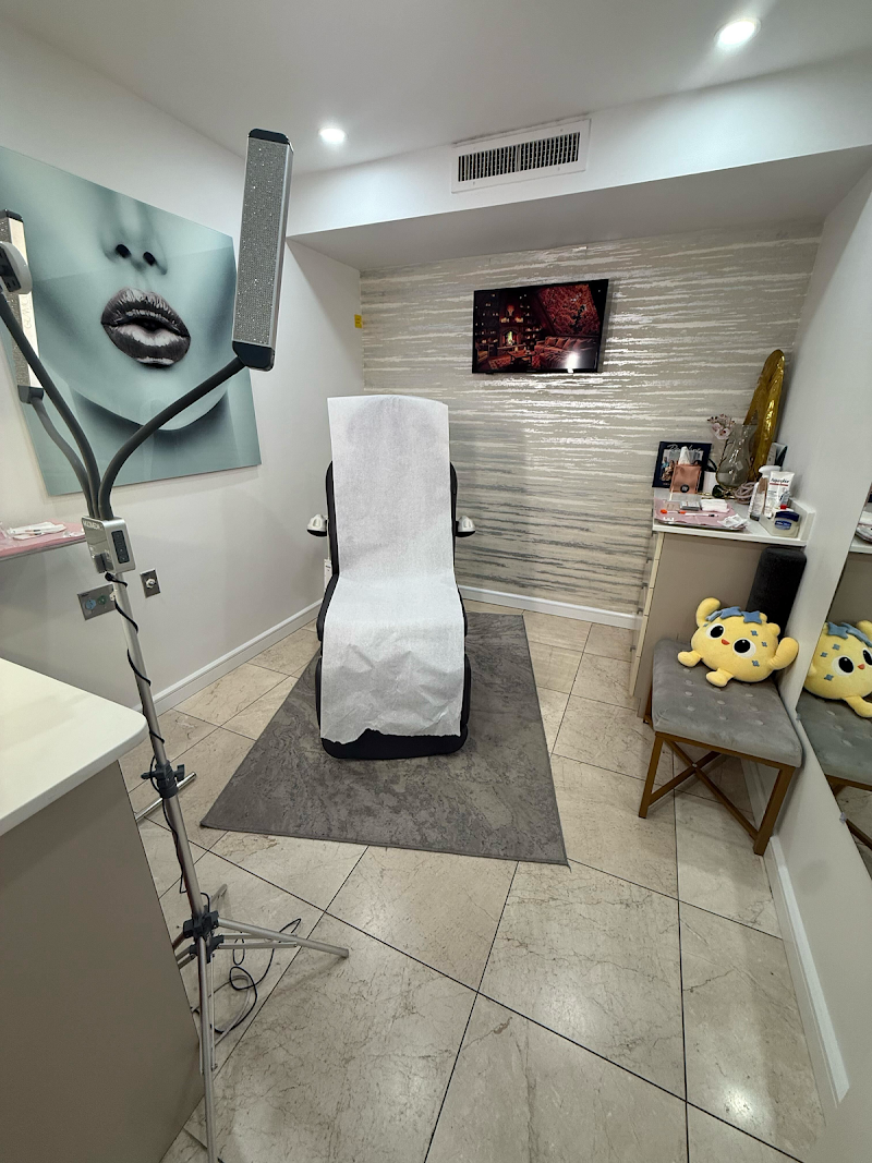 Dr. Lanna Aesthetics photo 2