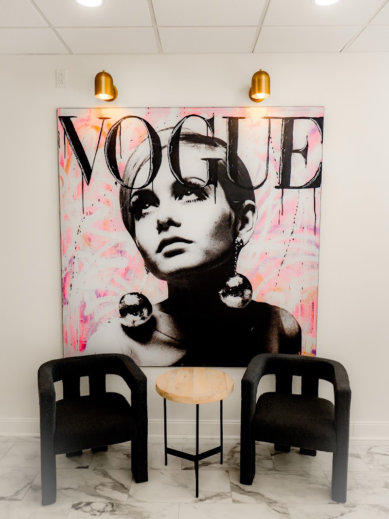 Oh La La Brow Bar & Lash Studio