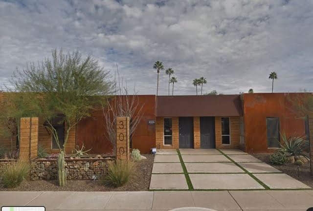 Pearl White Signature photo 2