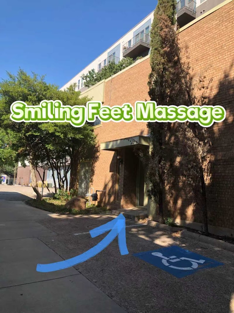 Smiling Feet photo 3